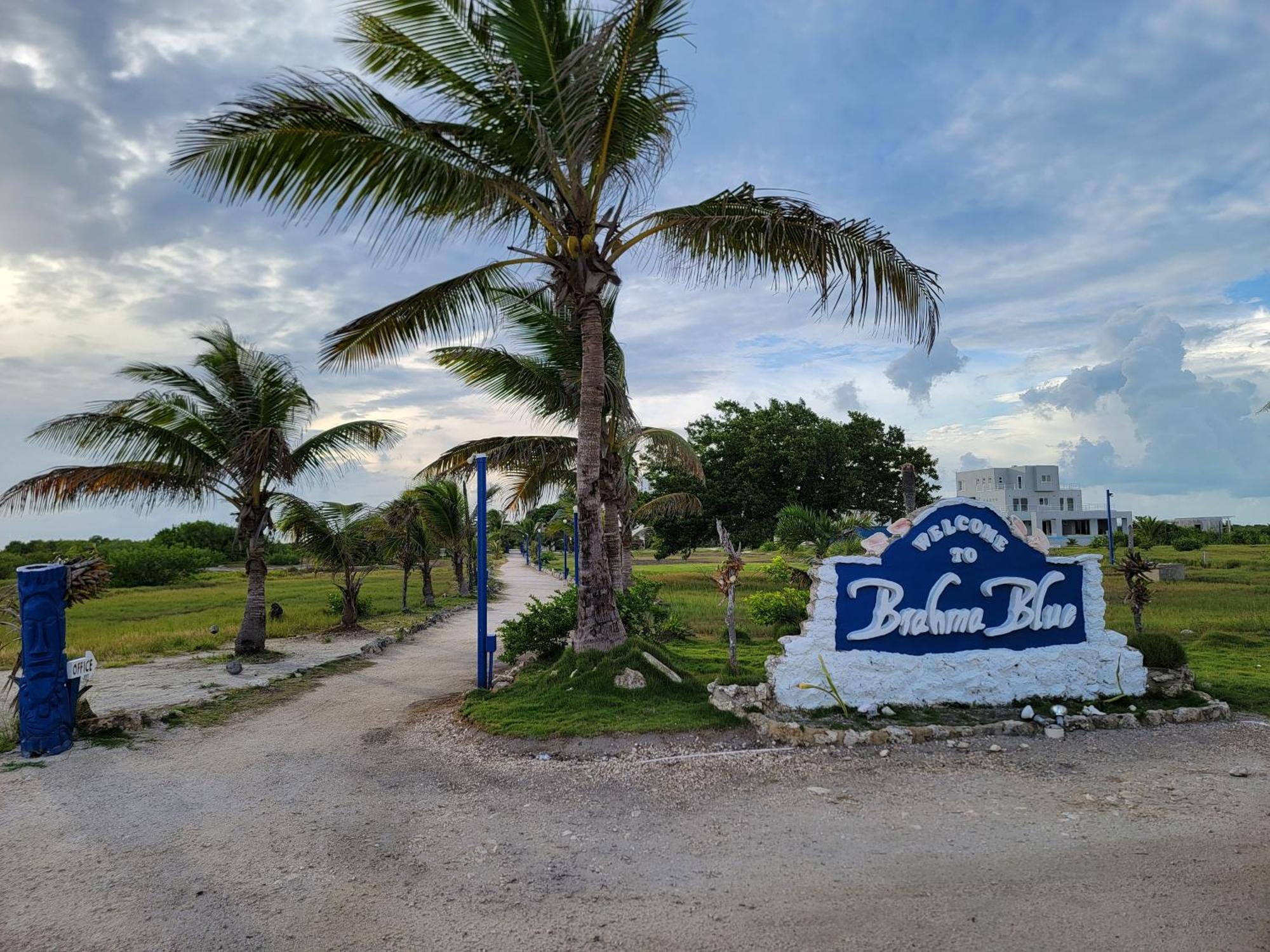 Brahma Blue Resort 산페드로 외부 사진