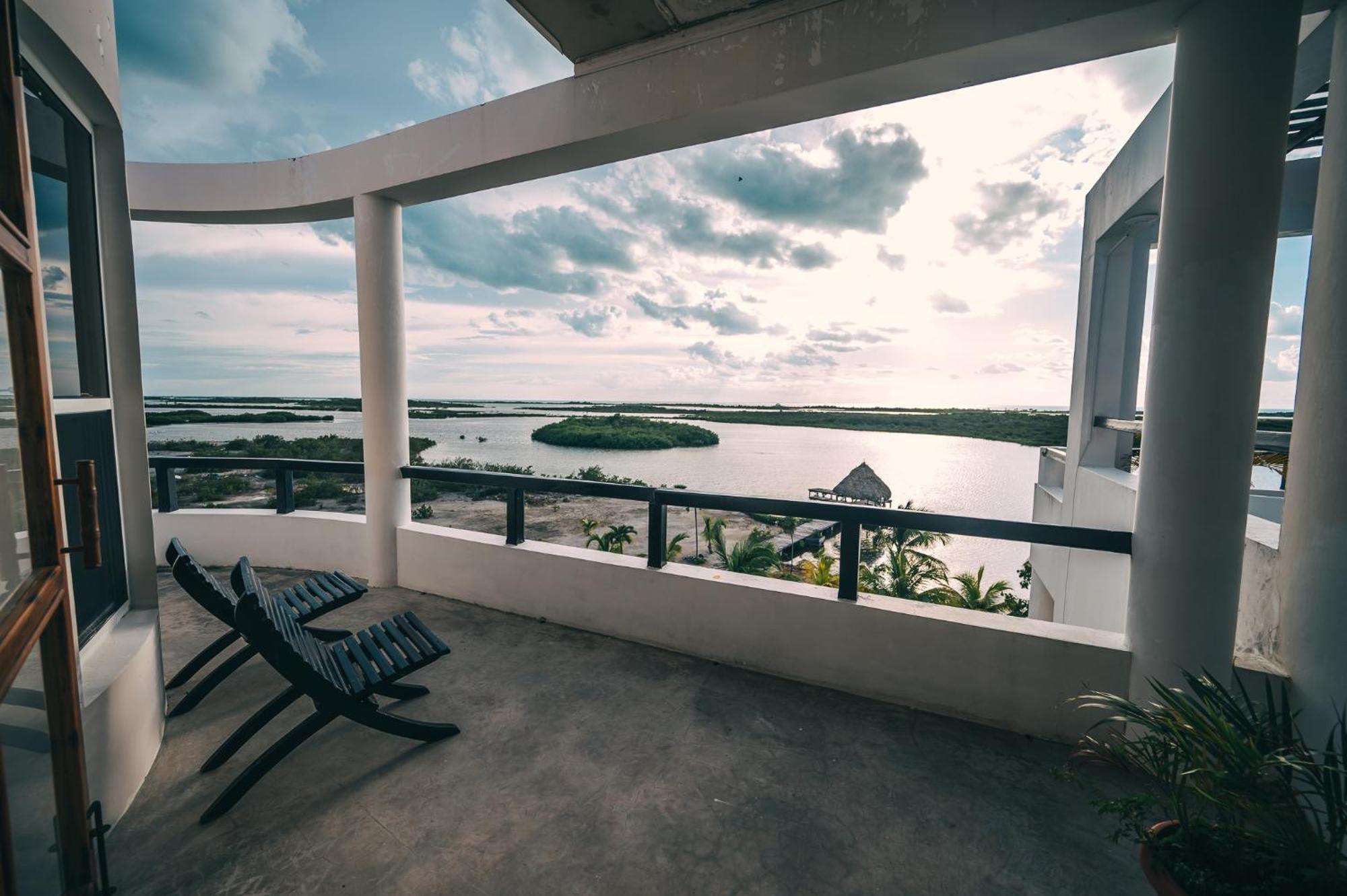 Brahma Blue Resort 산페드로 외부 사진