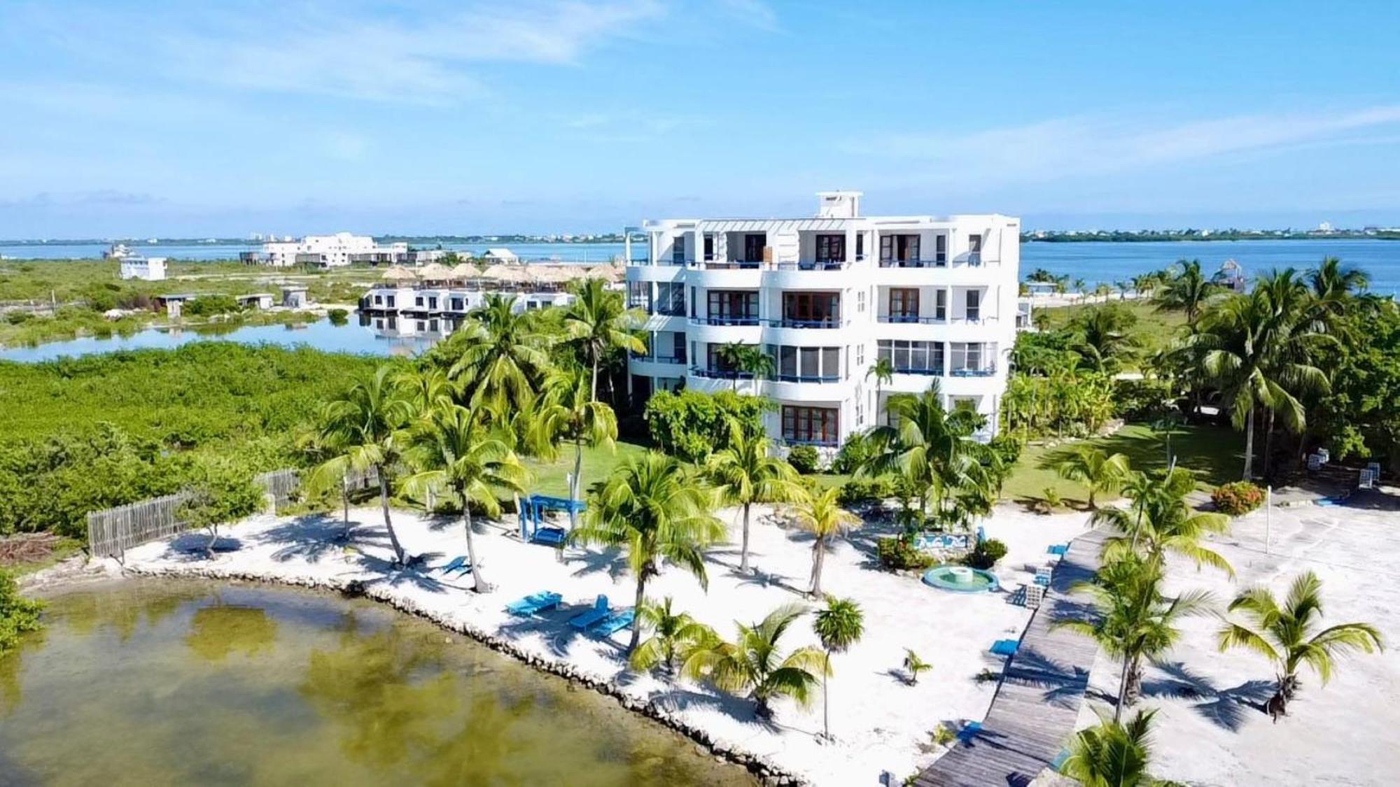 Brahma Blue Resort 산페드로 외부 사진